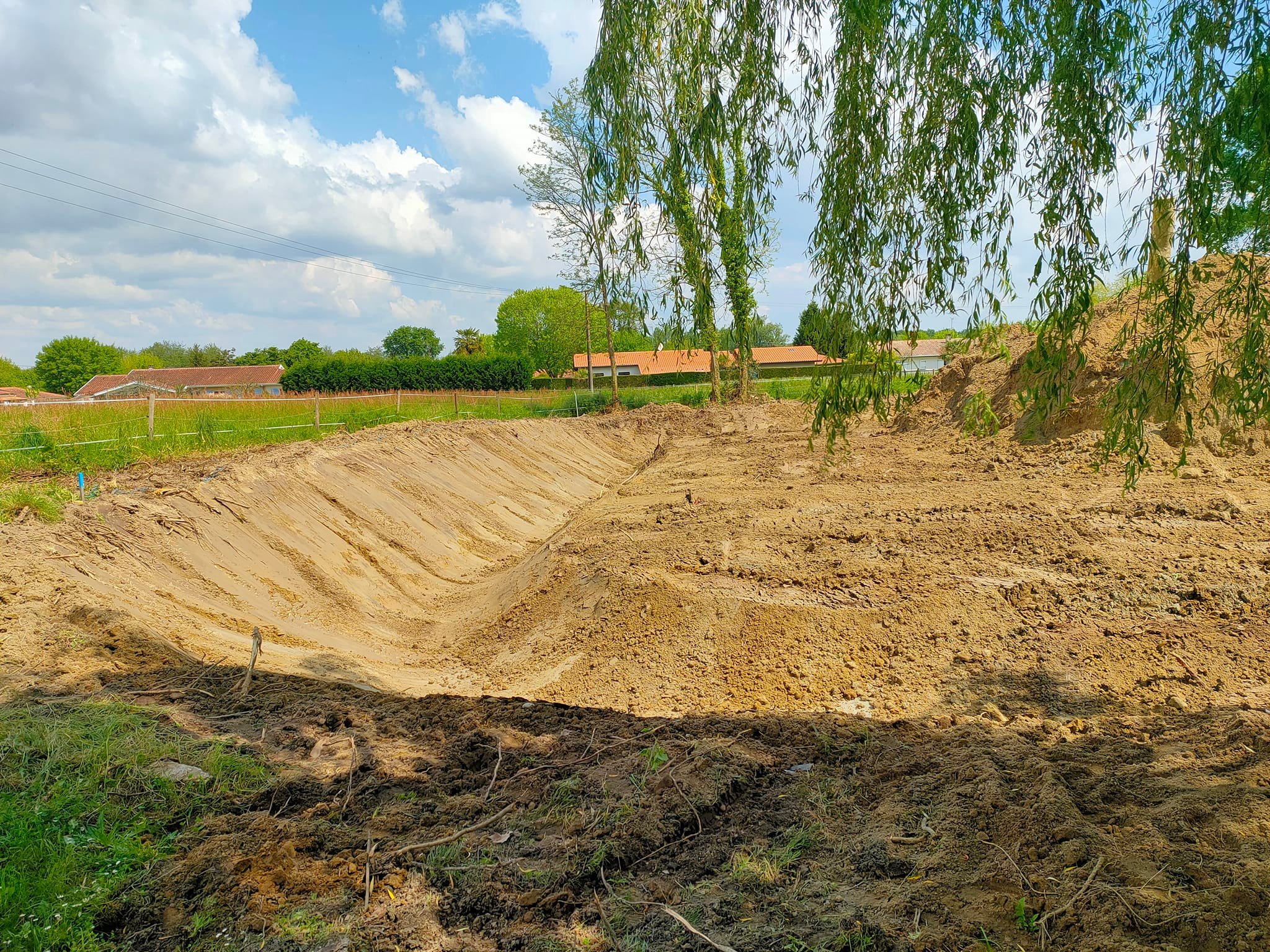 Élagage et abattage d'arbres dangereux : intervention rapide dans les Landes